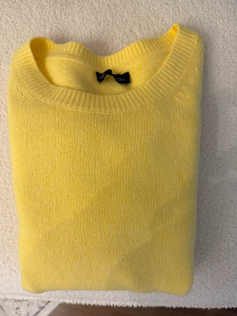 CashSoft Crewneck Women’s Sweater- New Condition!